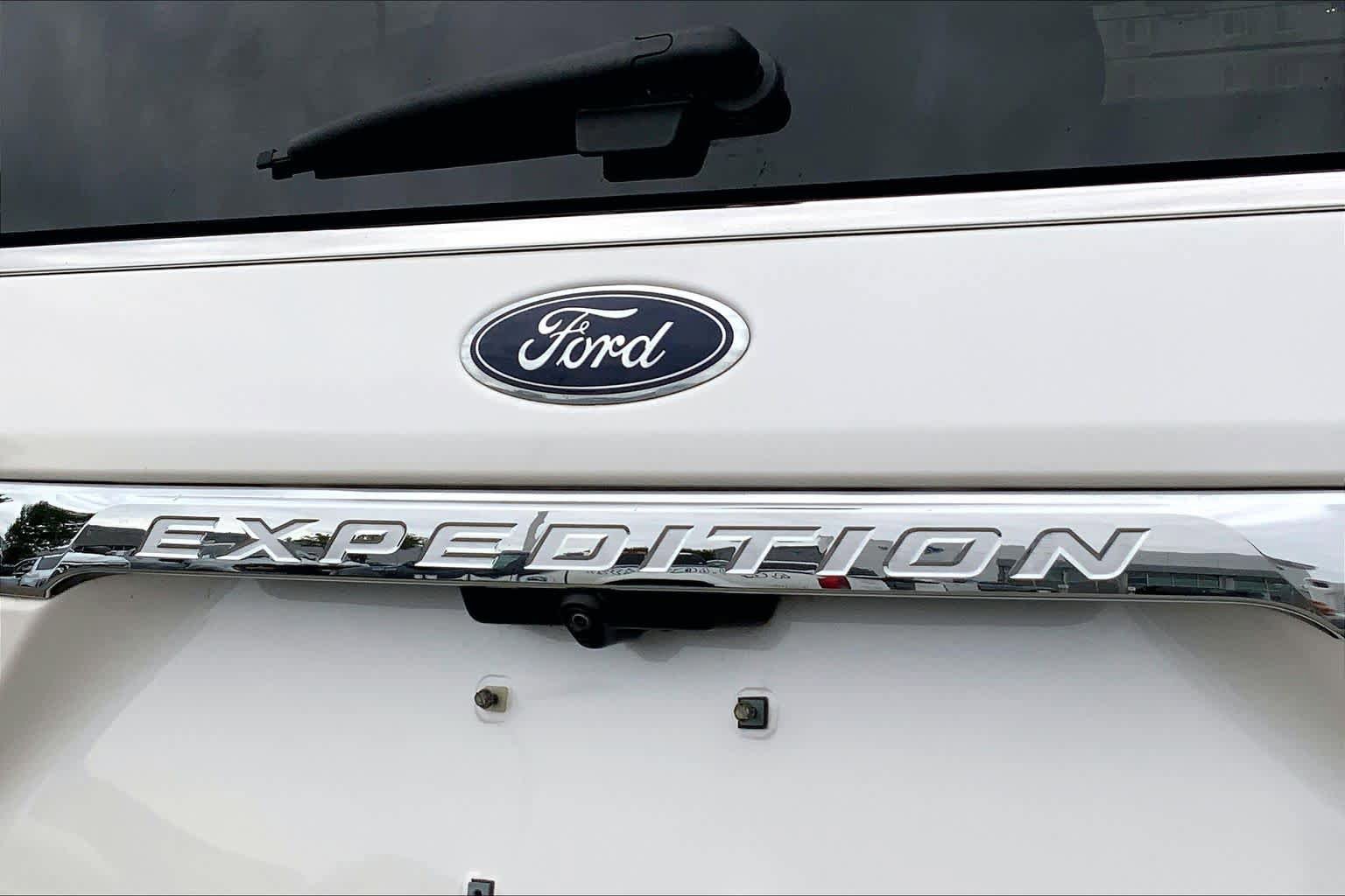 Used 2019 Ford Expedition Limited w/ Texas Edition Package RWD image 28