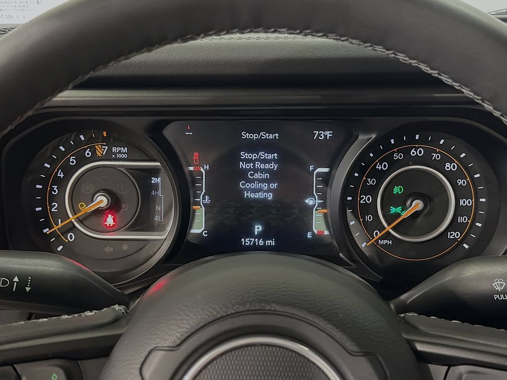 Used 2025 Jeep Gladiator Rubicon w/ Convenience Group AWD/4WD image 14