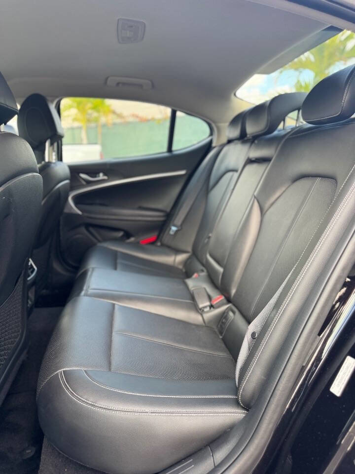 Used 2025 Genesis G70 2.5T image 20