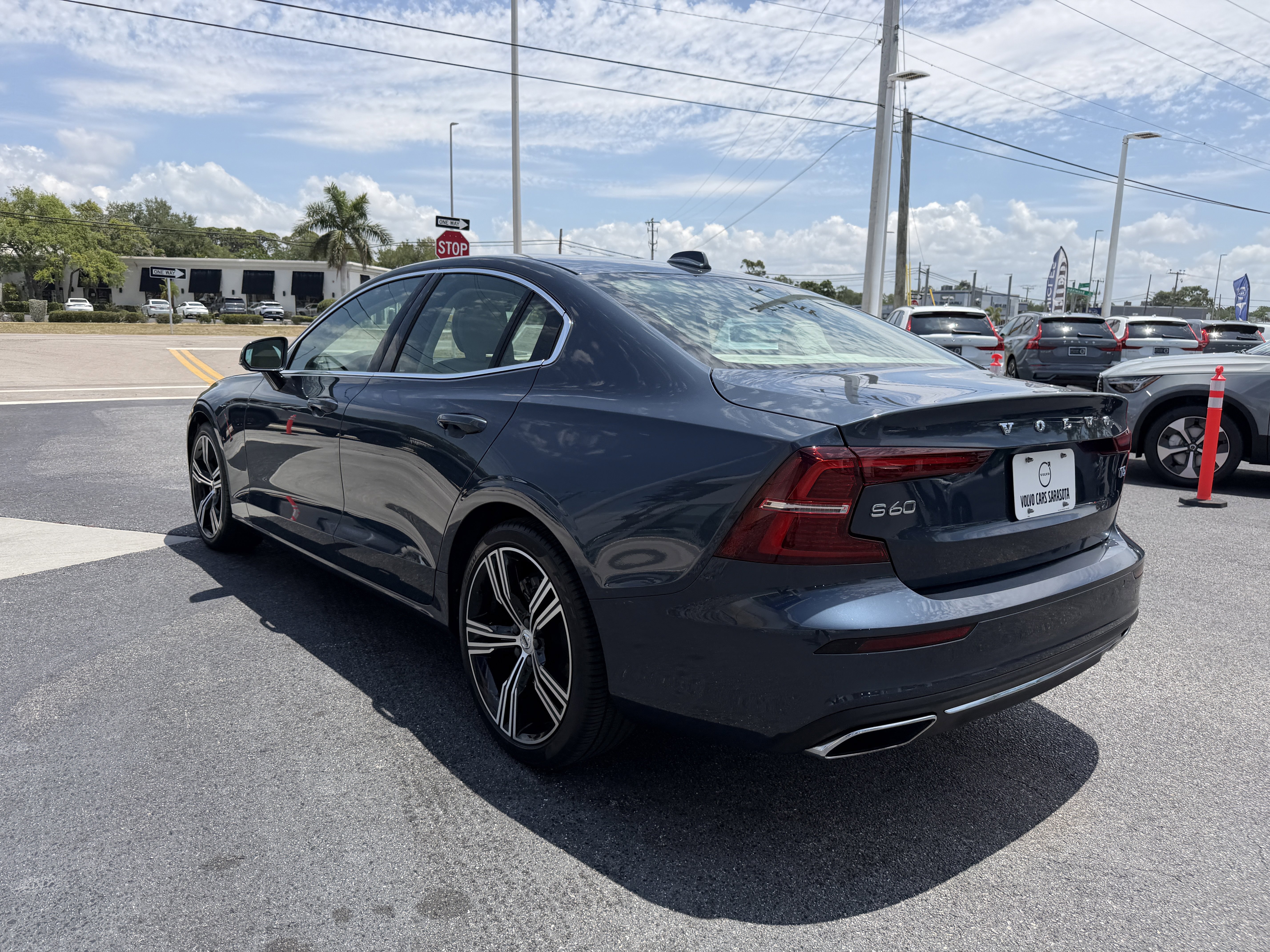 Used 2021 Volvo S60 T5 Inscription FWD image 5