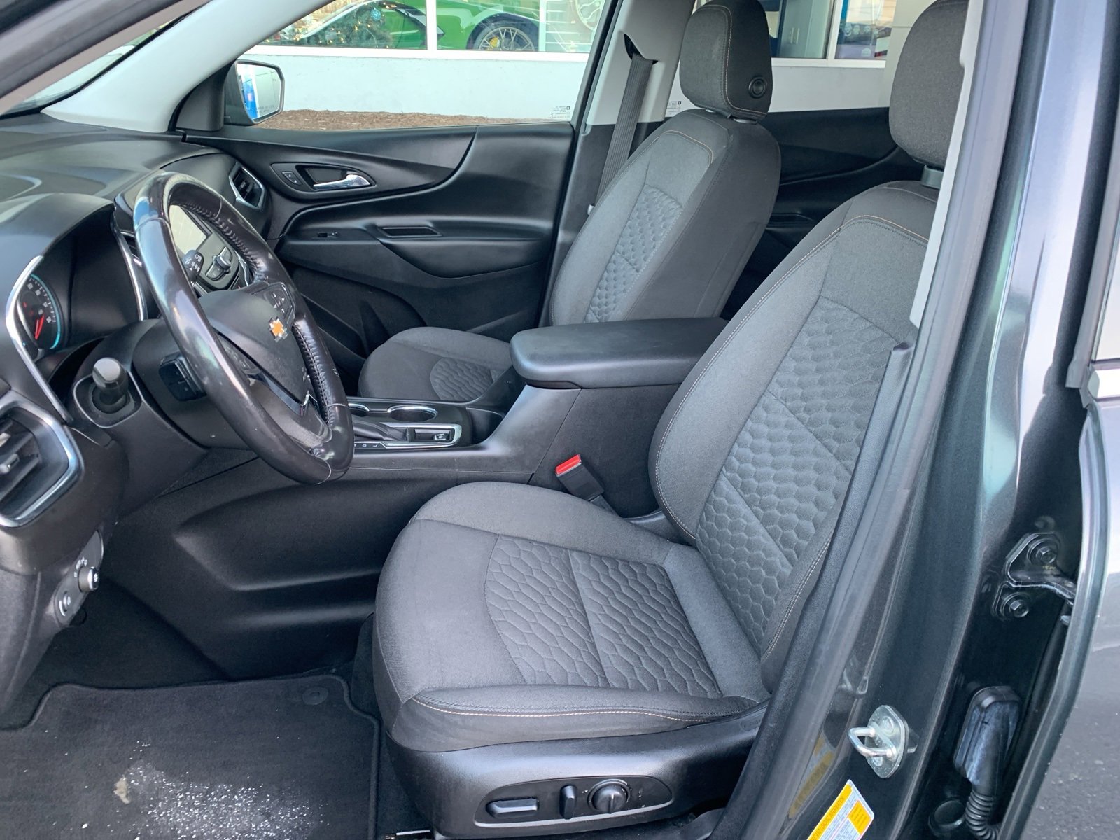 Used 2019 Chevrolet Equinox LT image 19