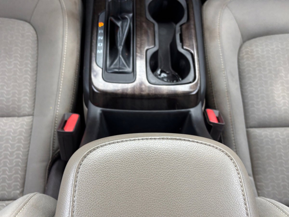 Used 2015 GMC Canyon SLE w/ SLE Convenience Package RWD image 5