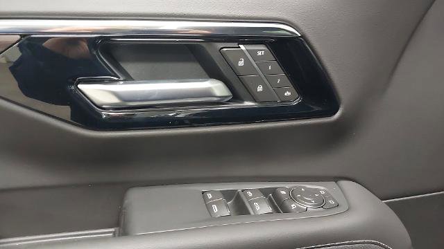 New 2026 Chevrolet Suburban Premier w/ Sun And Tow Package image 25