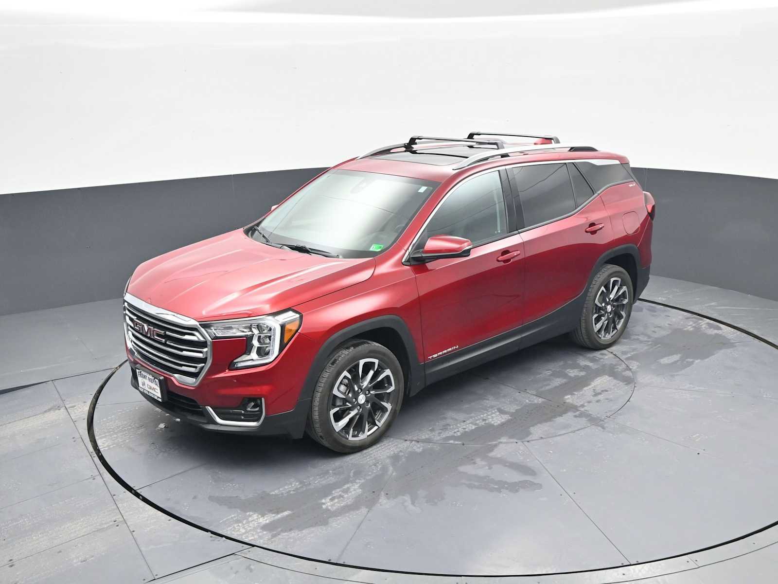 Used 2023 GMC Terrain SLT image 31