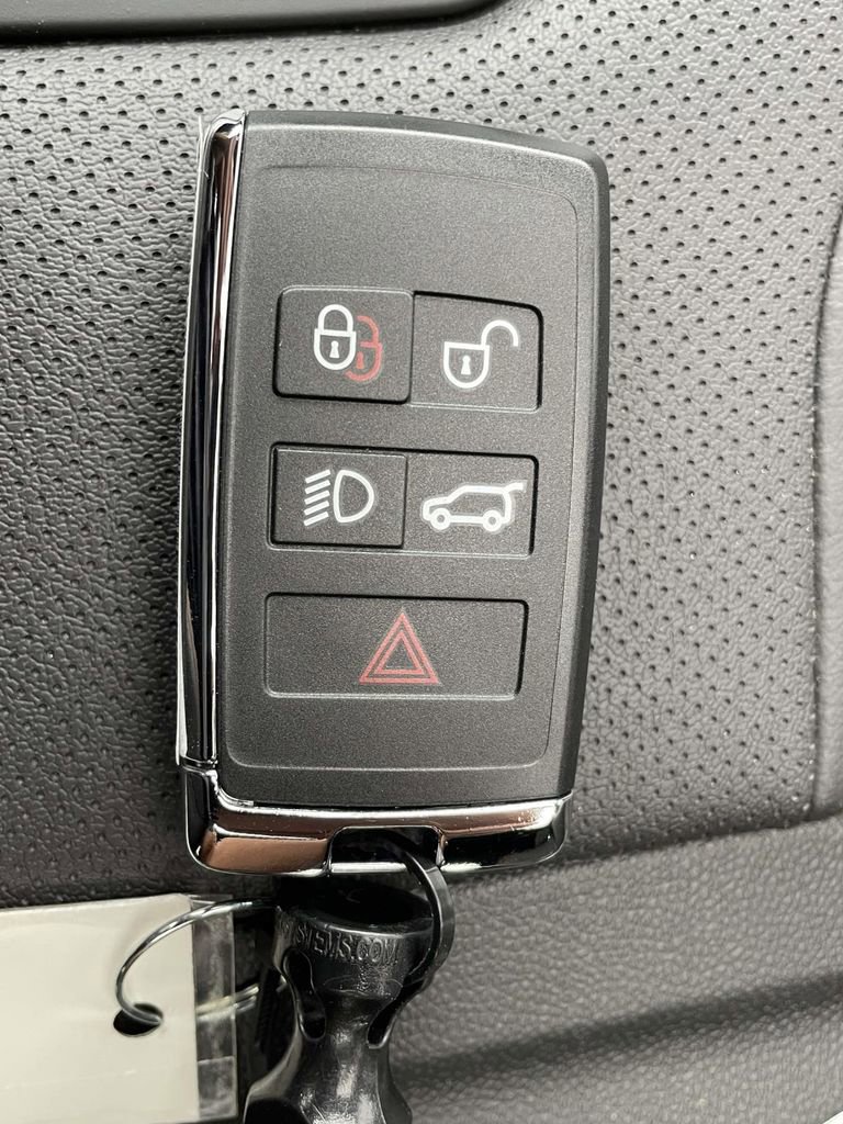 New 2026 Land Rover Range Rover SE AWD/4WD image 41