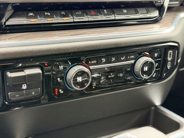 Used 2023 Chevrolet Silverado 1500 LTZ image 16