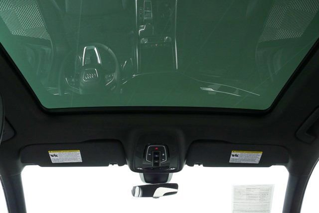 Used 2020 Audi Q7 3.0T Premium Plus w/ Premium Plus Package image 19