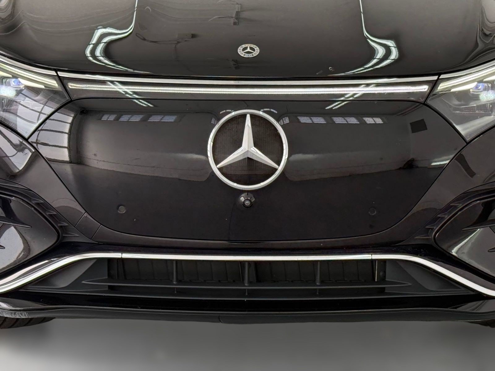 Used 2023 Mercedes-Benz EQS 580 4MATIC SUV image 19