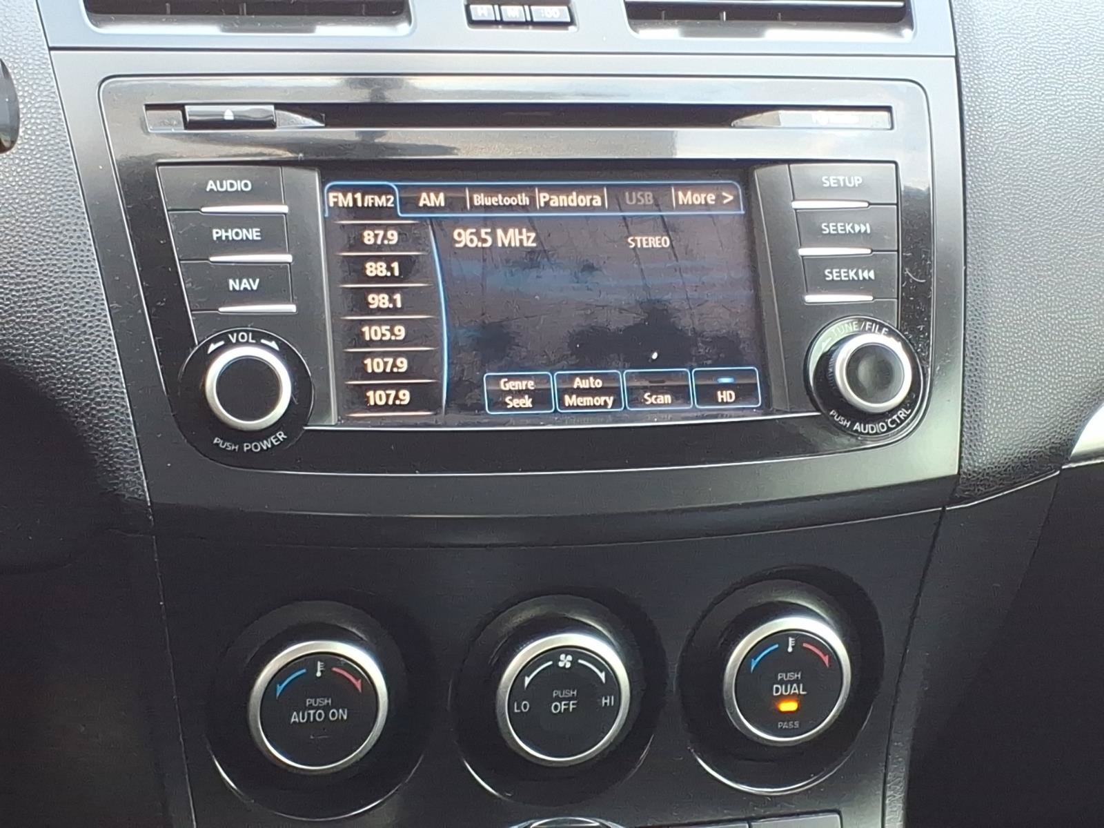 Used 2013 MAZDA MAZDA3 i Grand Touring FWD image 5