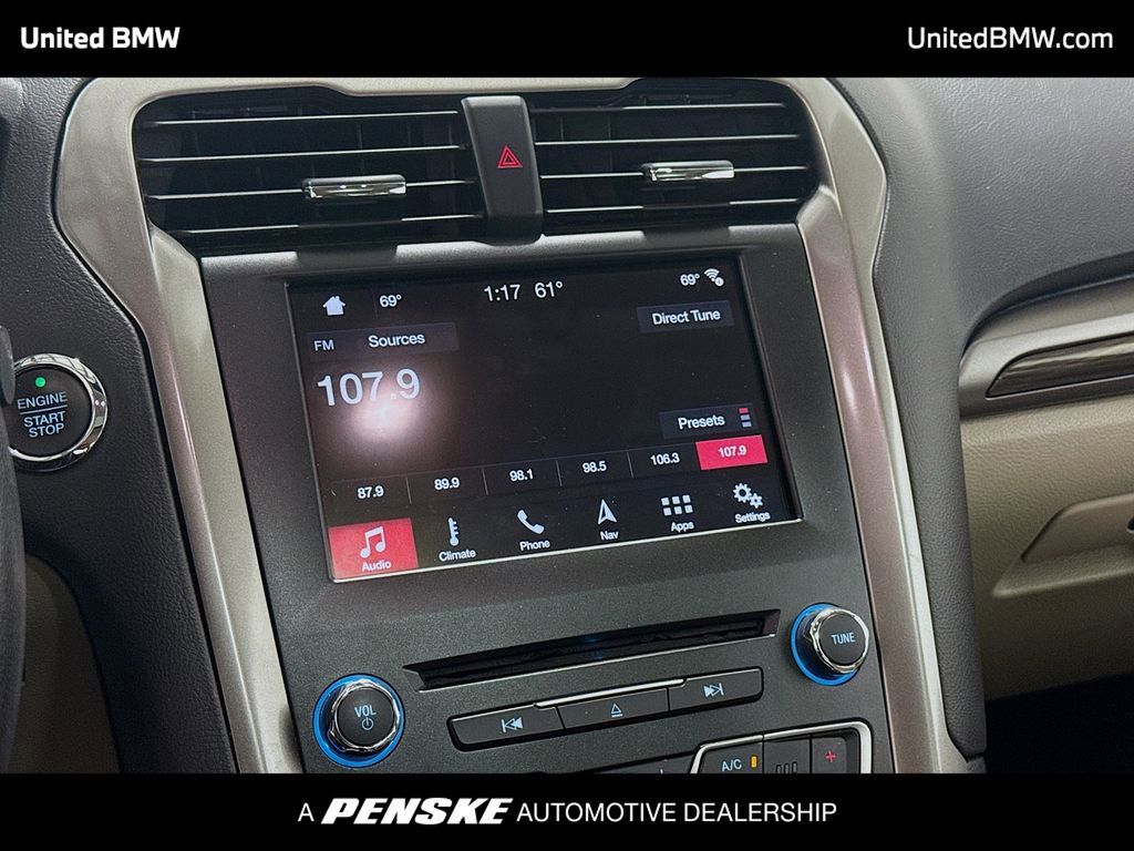 Used 2018 Ford Fusion SE w/ Equipment Group 602A image 8