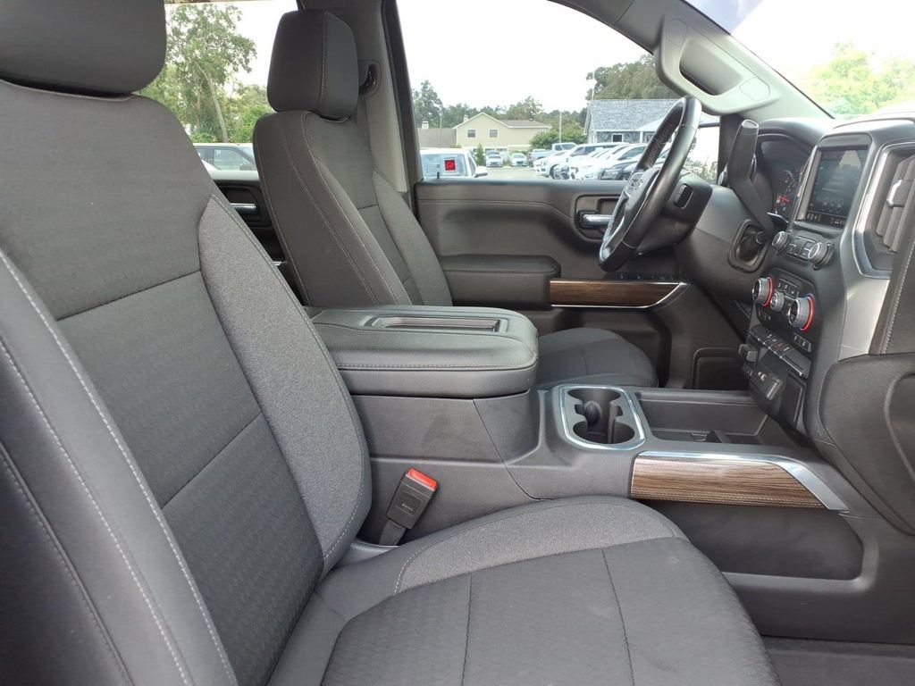 Used 2021 Chevrolet Silverado 1500 LT Trail Boss w/ Bed Protection Package AWD/4WD image 12