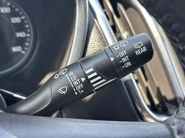 Used 2022 Chevrolet Equinox LT FWD image 23