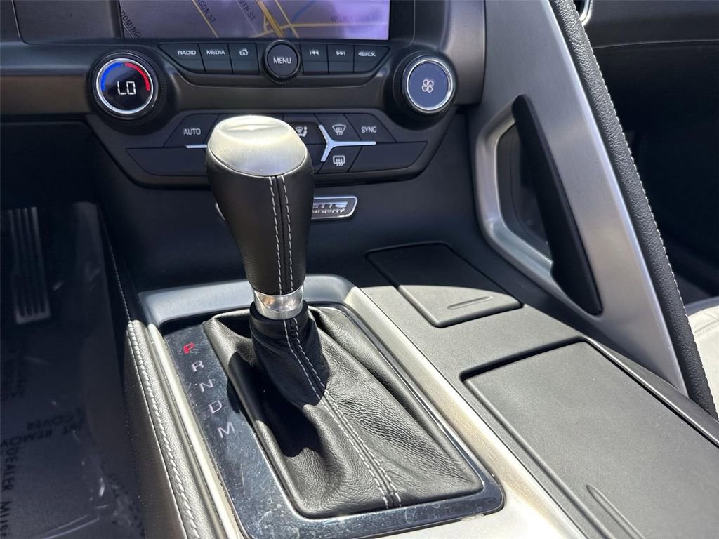 Used 2014 Chevrolet Corvette Stingray Convertible RWD image 15
