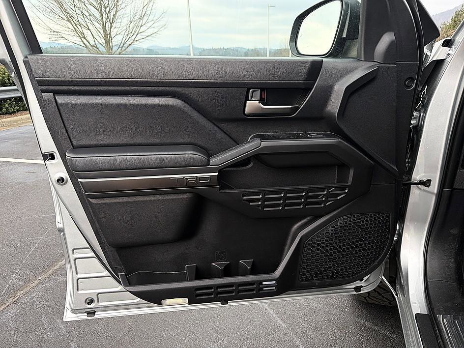 New 2026 Toyota Tacoma TRD Off-Road AWD/4WD image 9