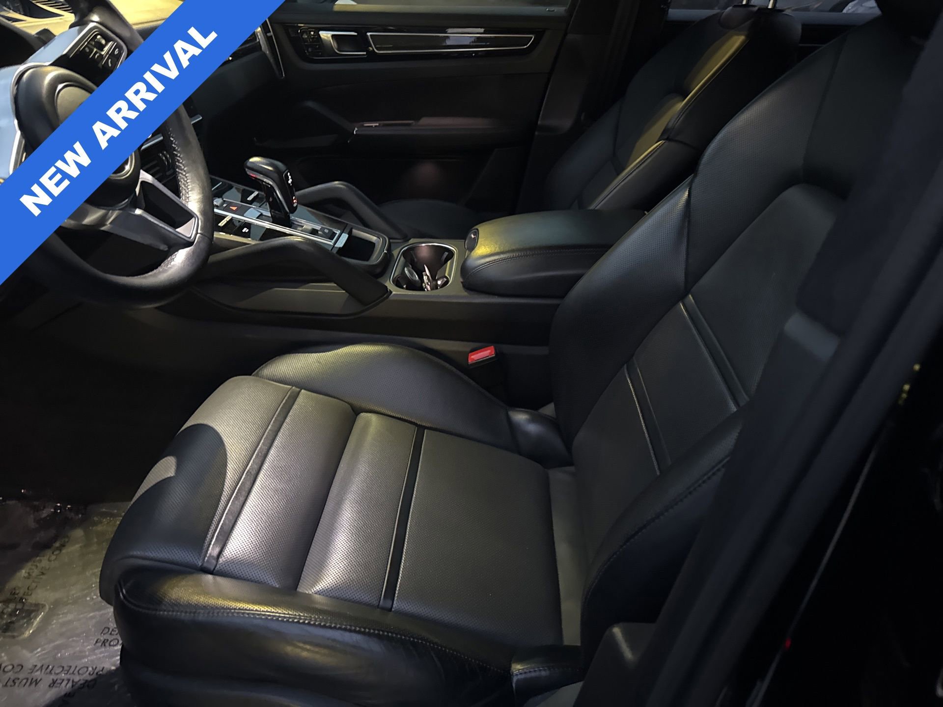 Used 2021 Porsche Cayenne GTS image 5