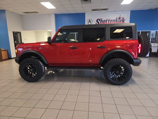 Used 2023 Ford Bronco Black Diamond image 5