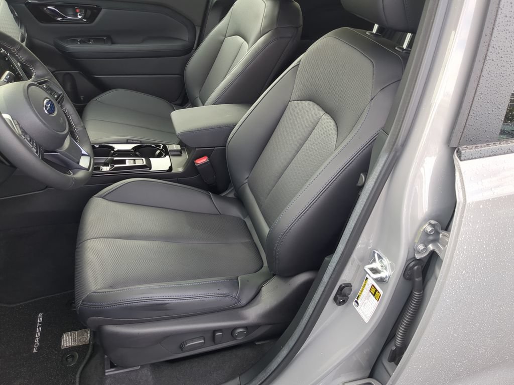 Used 2026 Subaru Forester Limited AWD/4WD image 19