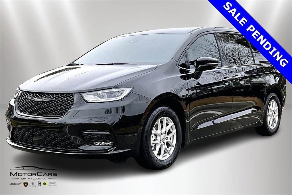 Used 2025 Chrysler Pacifica Select video 1