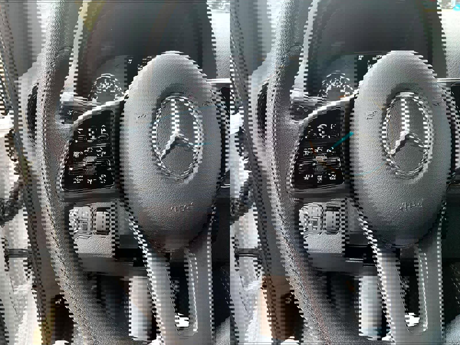 Used 2024 Mercedes-Benz Sprinter 2500 image 21