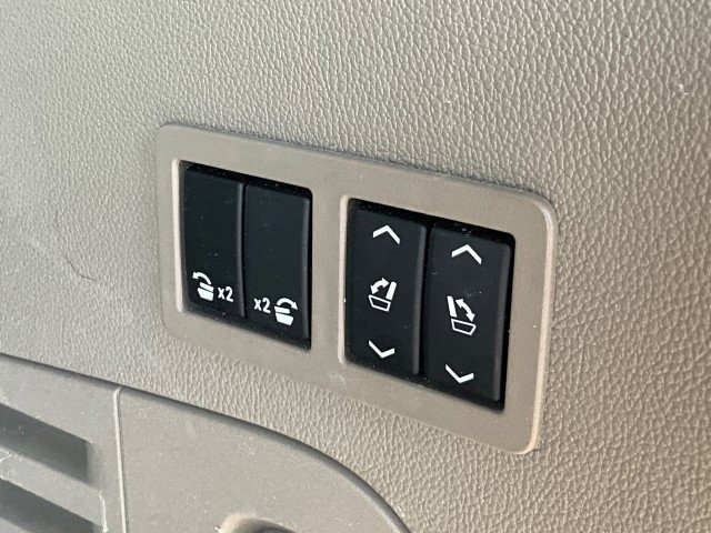 Used 2020 Chevrolet Tahoe LT image 42