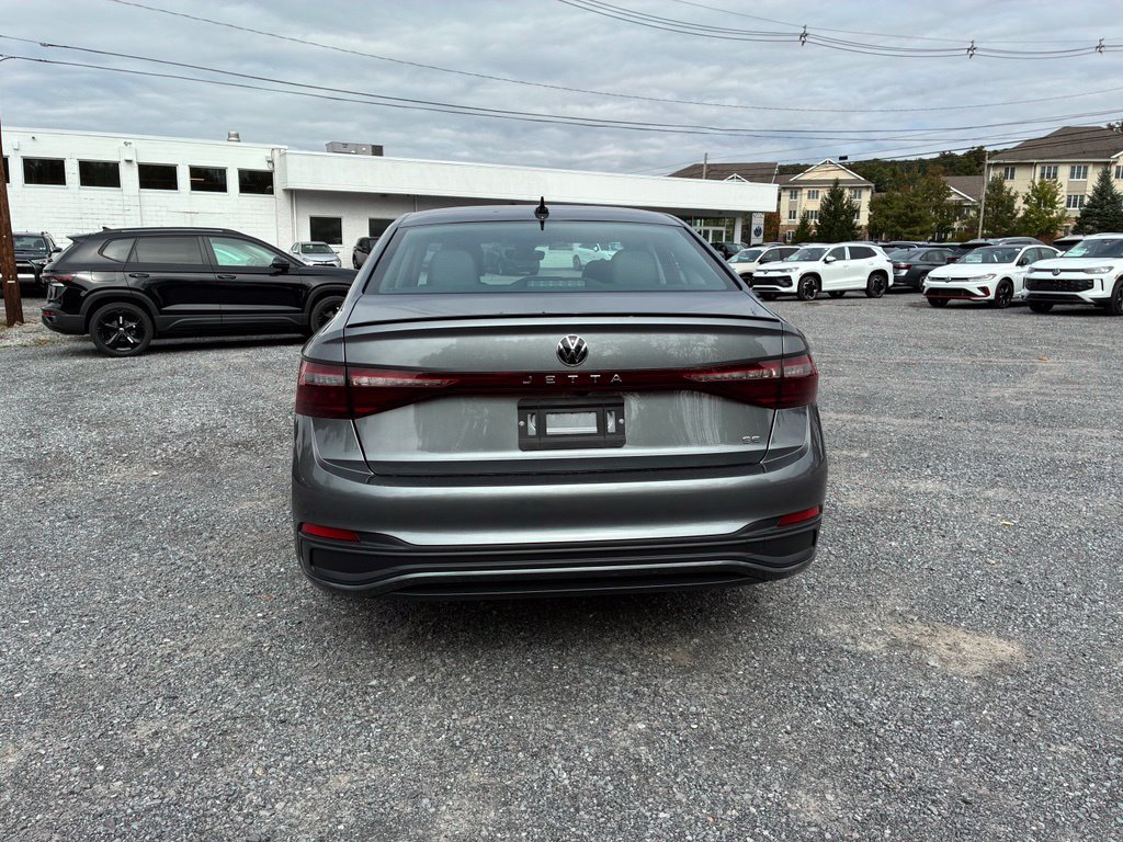 New 2026 Volkswagen Jetta SE FWD image 4