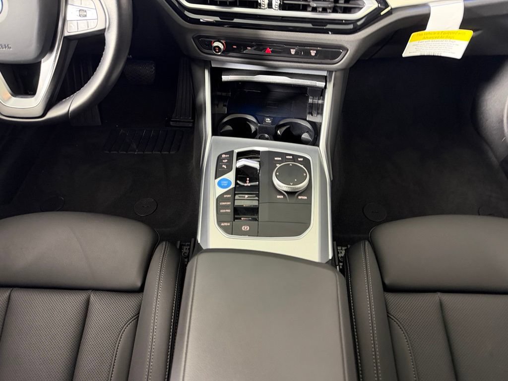 Used 2024 BMW i4 eDrive35 RWD image 16