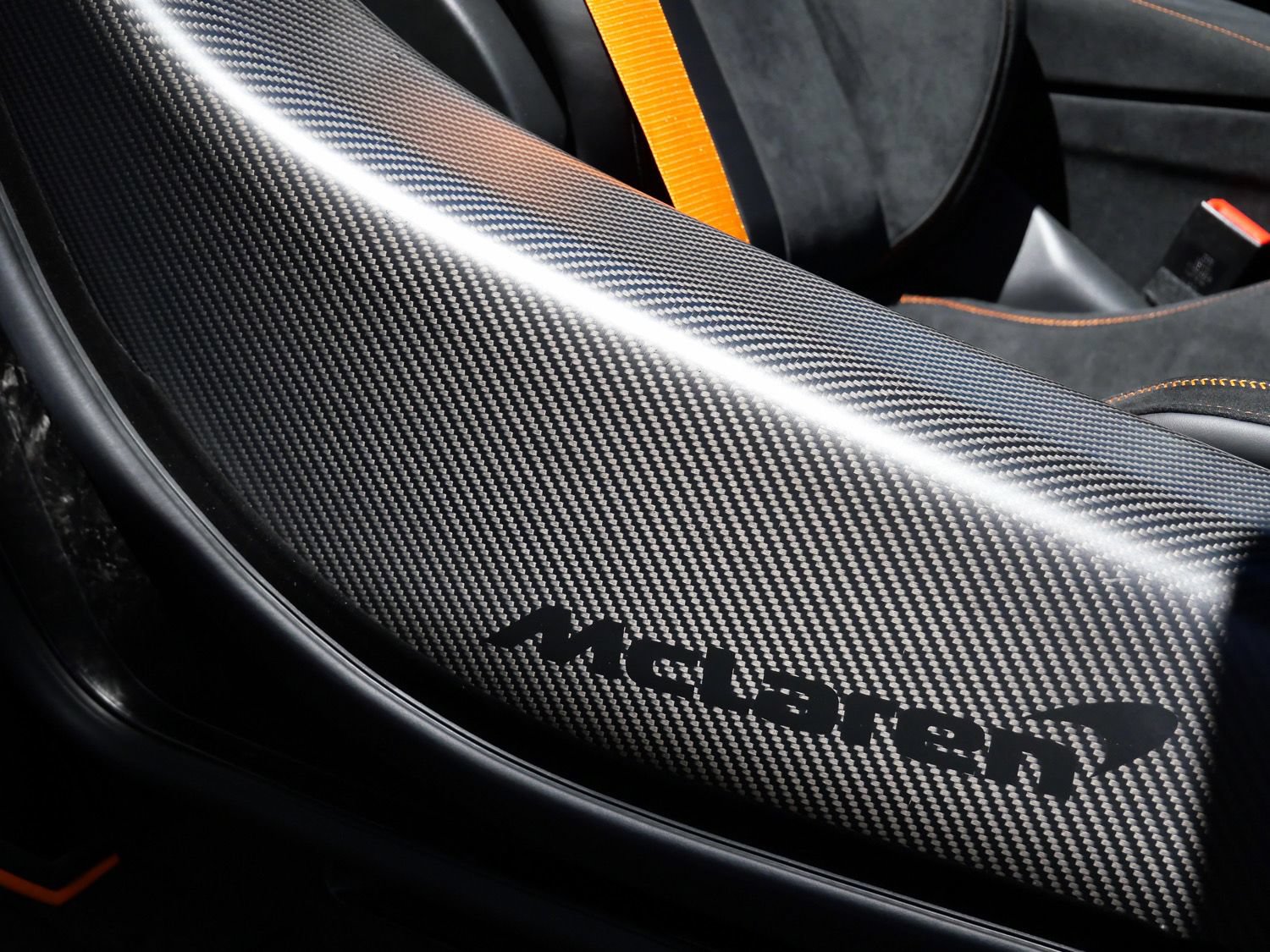 Used 2024 McLaren 750S RWD image 39