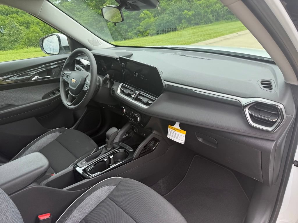 New 2026 Chevrolet TrailBlazer LT FWD image 21