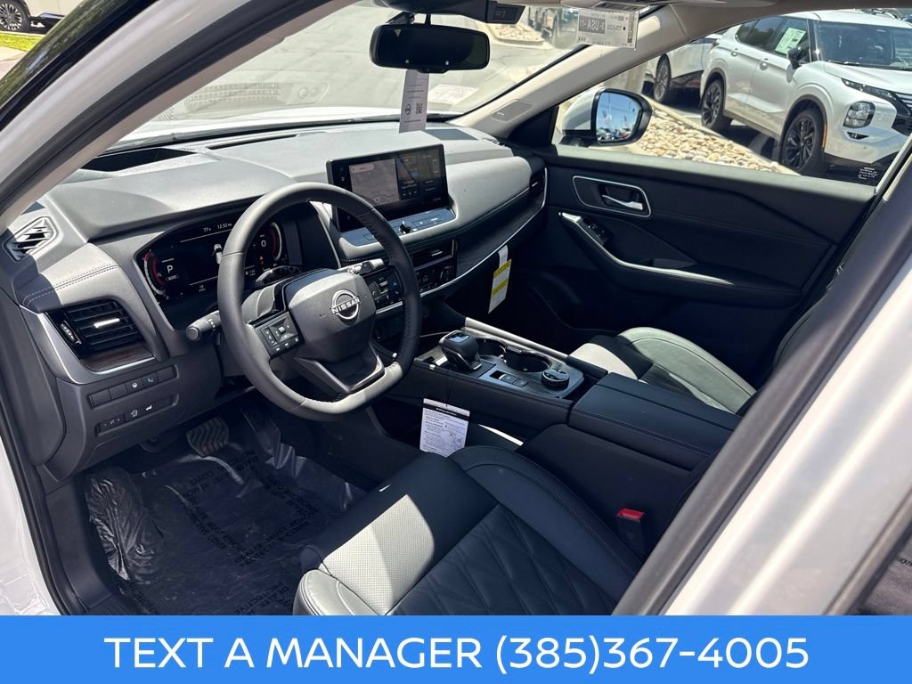 New 2026 Nissan Rogue Platinum w/ Tech Package AWD/4WD image 13