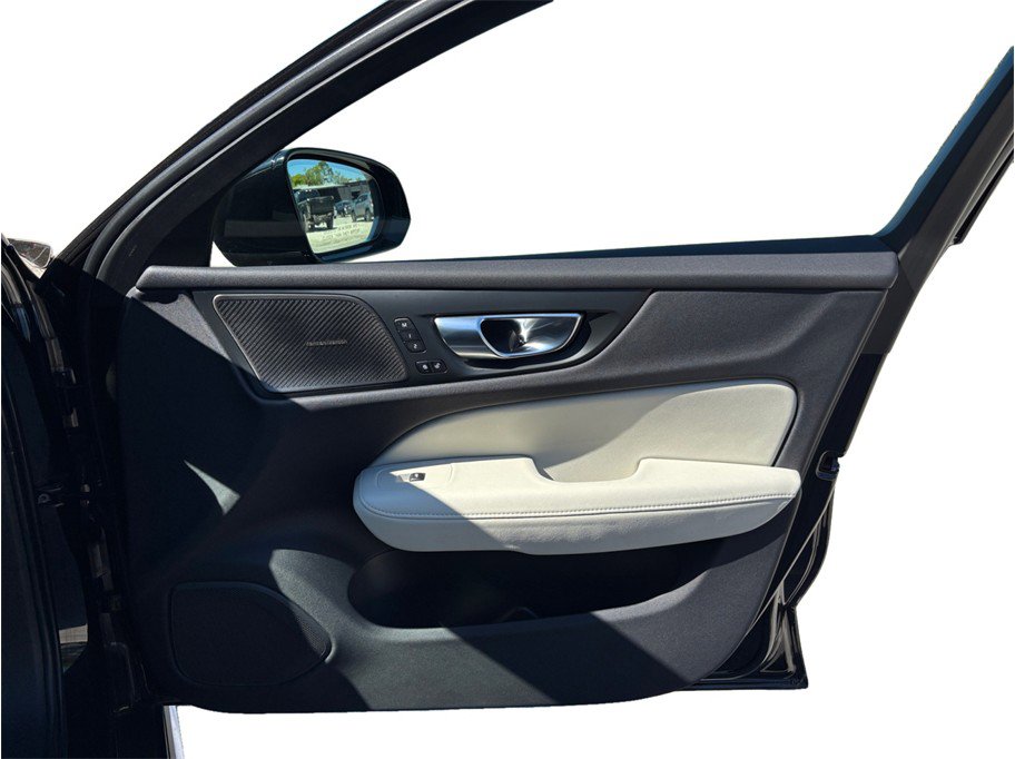 Used 2024 Volvo V60 B5 Cross Country Ultimate w/ Climate Package image 49