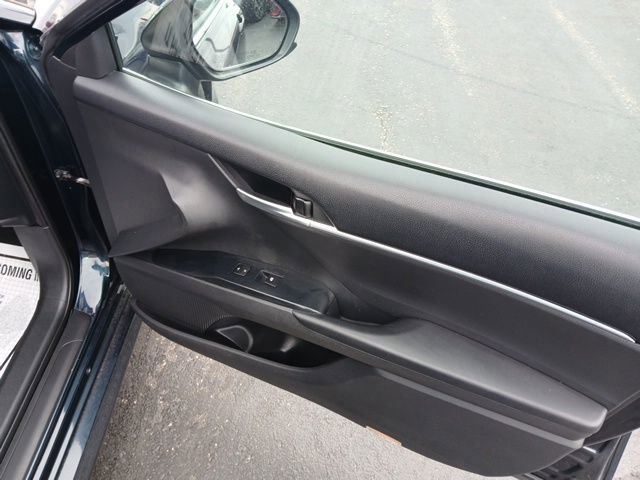 Used 2018 Toyota Camry LE FWD image 20