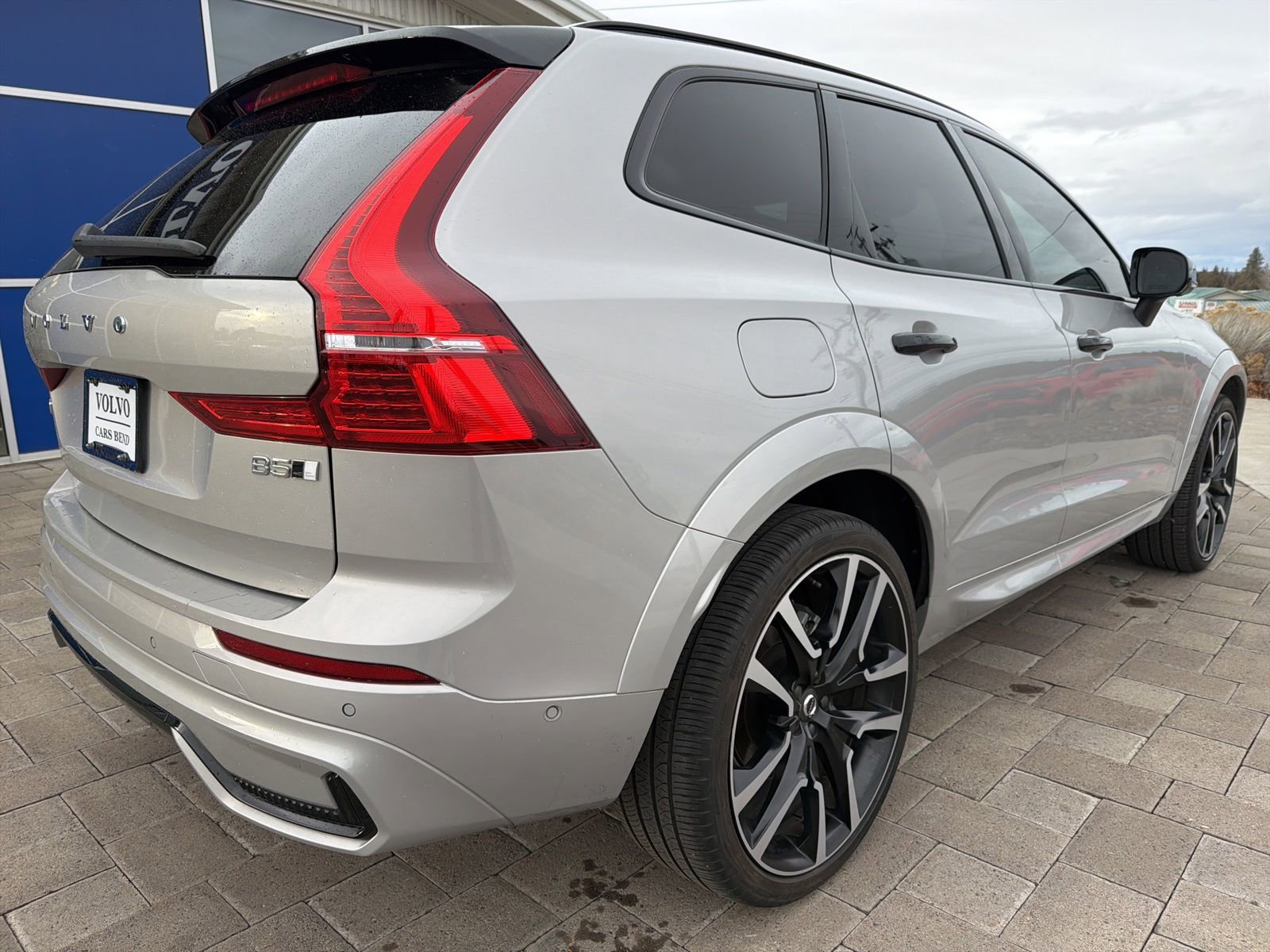 Used 2023 Volvo XC60 B5 Ultimate video 2
