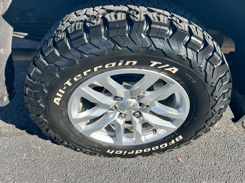 Used 2020 Chevrolet Silverado 1500 LT w/ All-Star Edition image 22