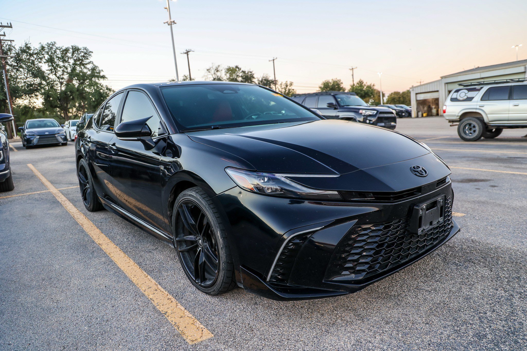 Used 2025 Toyota Camry XSE FWD image 6