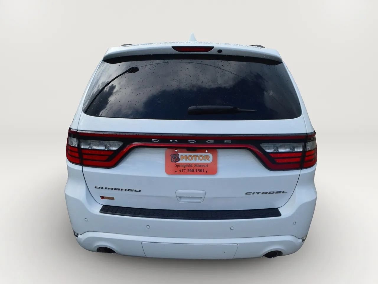 Used 2017 Dodge Durango Citadel w/ Premium Entertainment Group RWD image 7