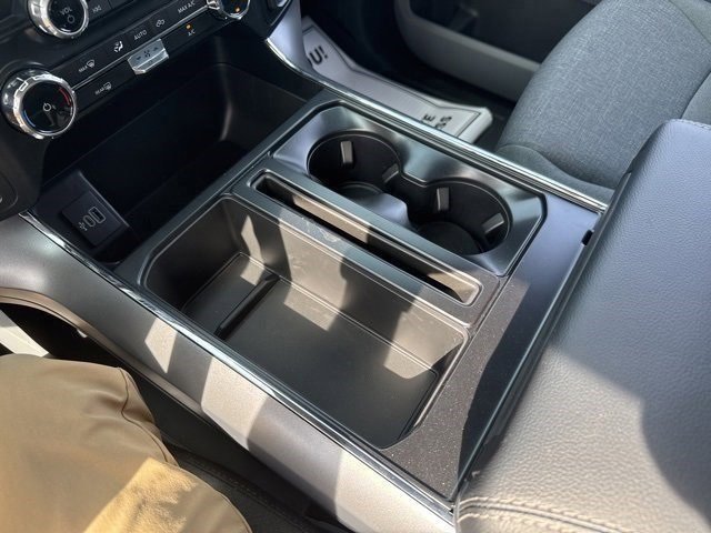 New 2025 Ford F150 XLT w/ Equipment Group 301A Standard image 25