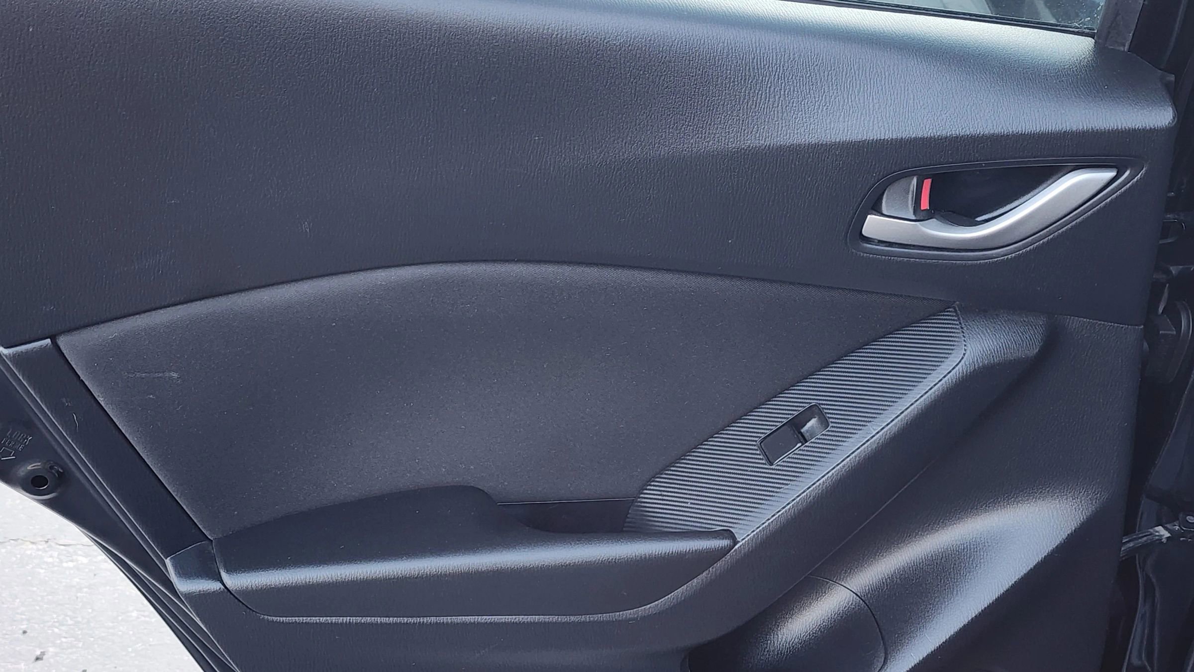 Used 2016 MAZDA MAZDA3 i Touring image 30