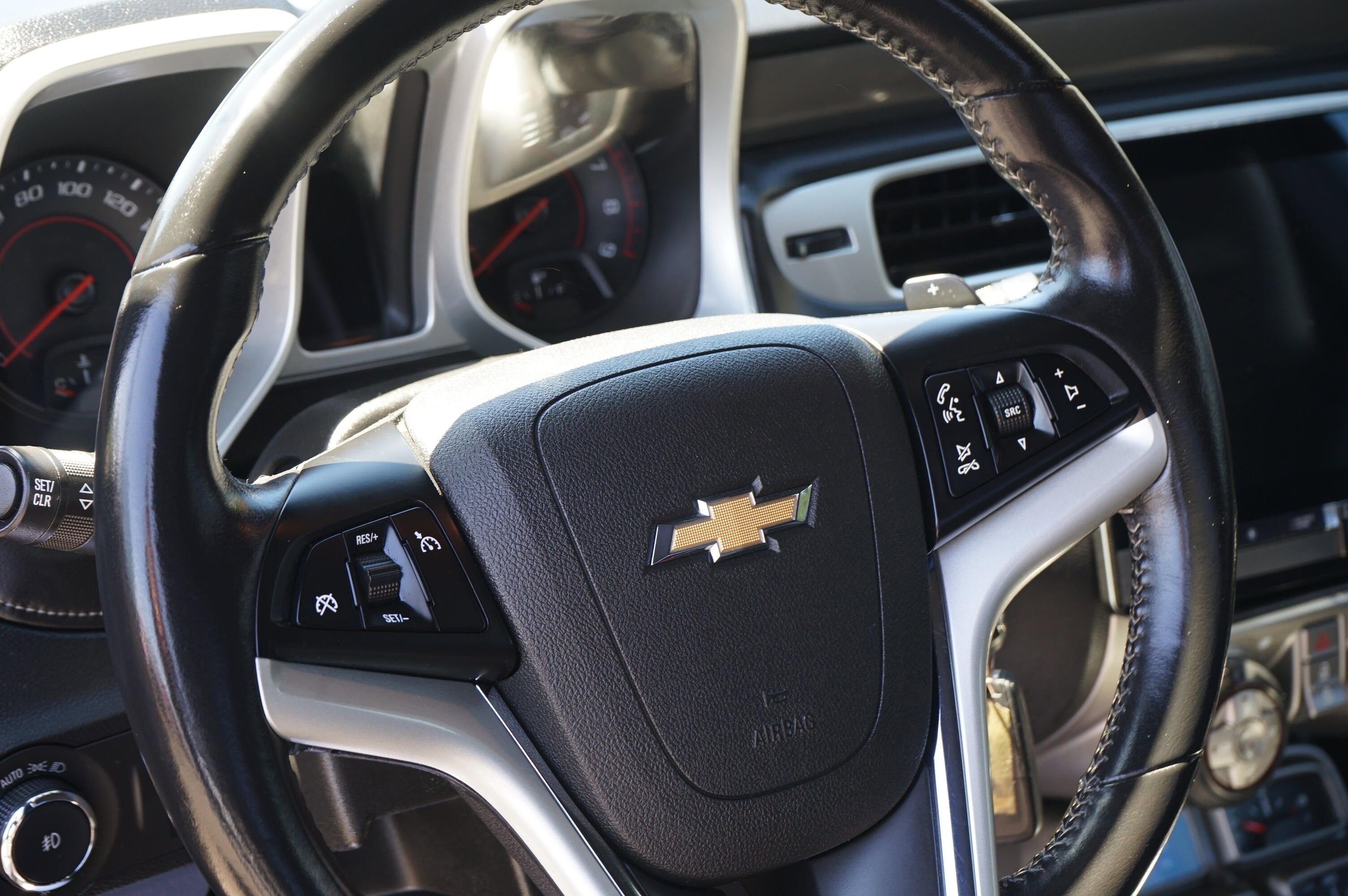 Used 2015 Chevrolet Camaro SS w/ Green Flash Special Edition RWD image 13