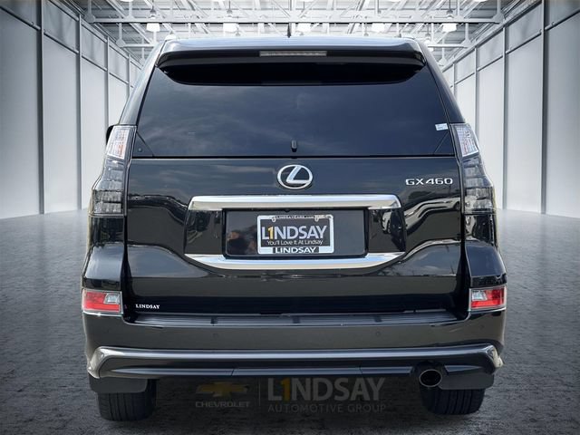 Used 2023 Lexus GX 460 Luxury w/ Sport Design Package AWD/4WD image 5