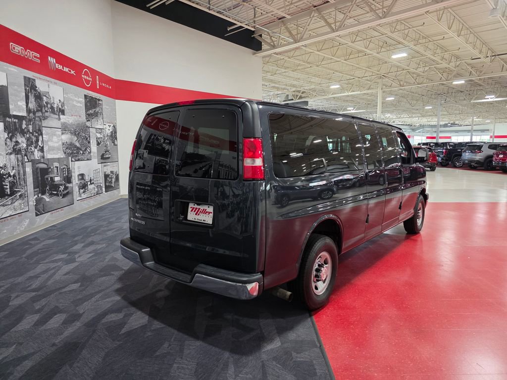 Certified 2017 Chevrolet Express 3500 LT w/ LT Preferred Equipment Group RWD image 3