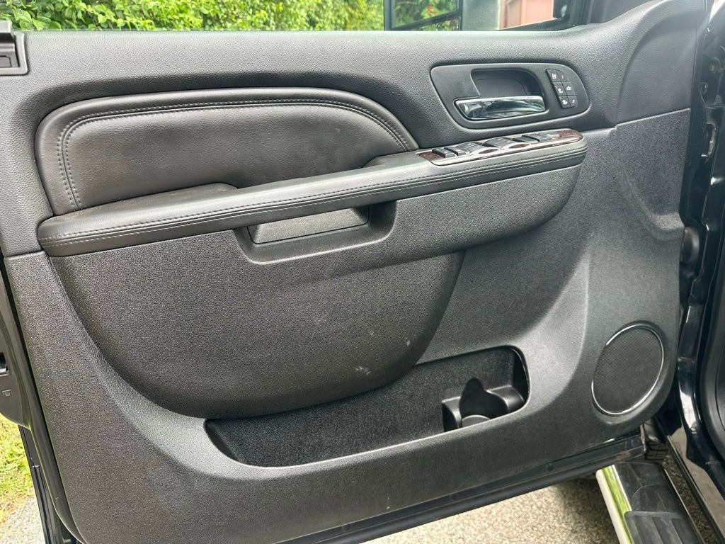 Used 2012 GMC Sierra 2500 Denali w/ Suspension Package, Off-Road image 11