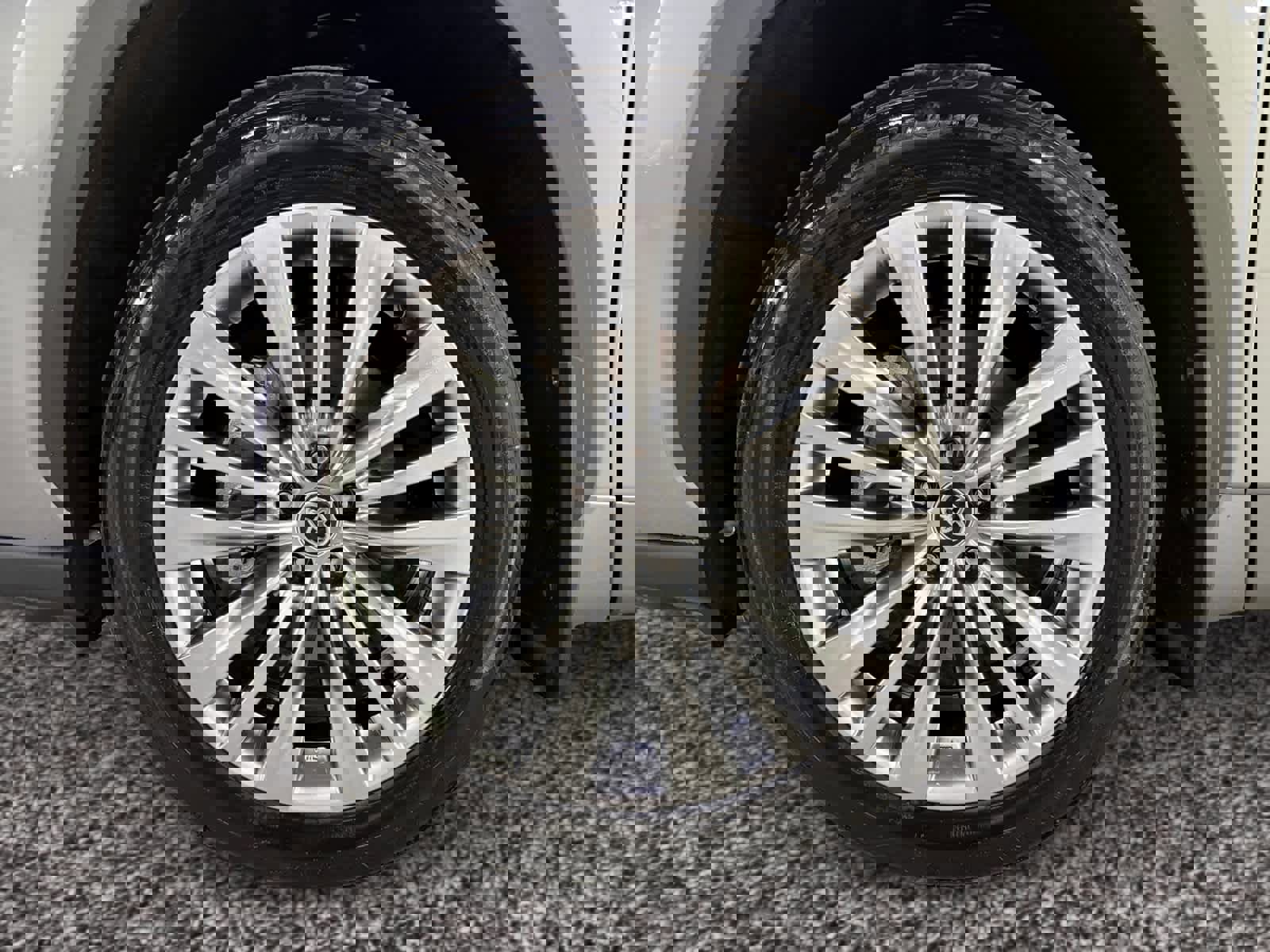 New 2026 Toyota Highlander Platinum image 14