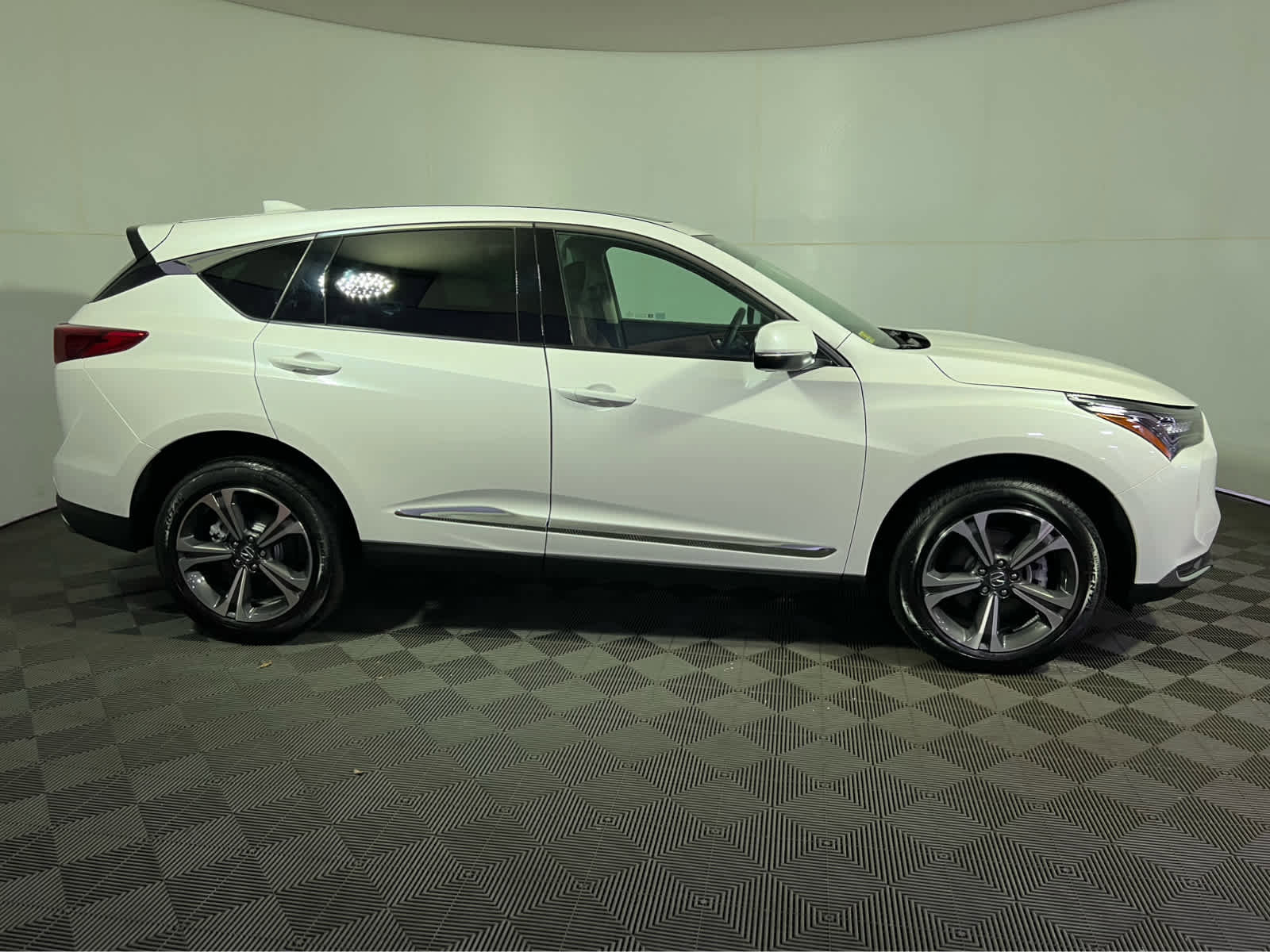 Used 2026 Acura RDX SH-AWD w/ Technology Package image 8