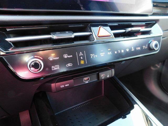 Used 2024 Kia Niro Wind w/ Wind Preserve Package image 29