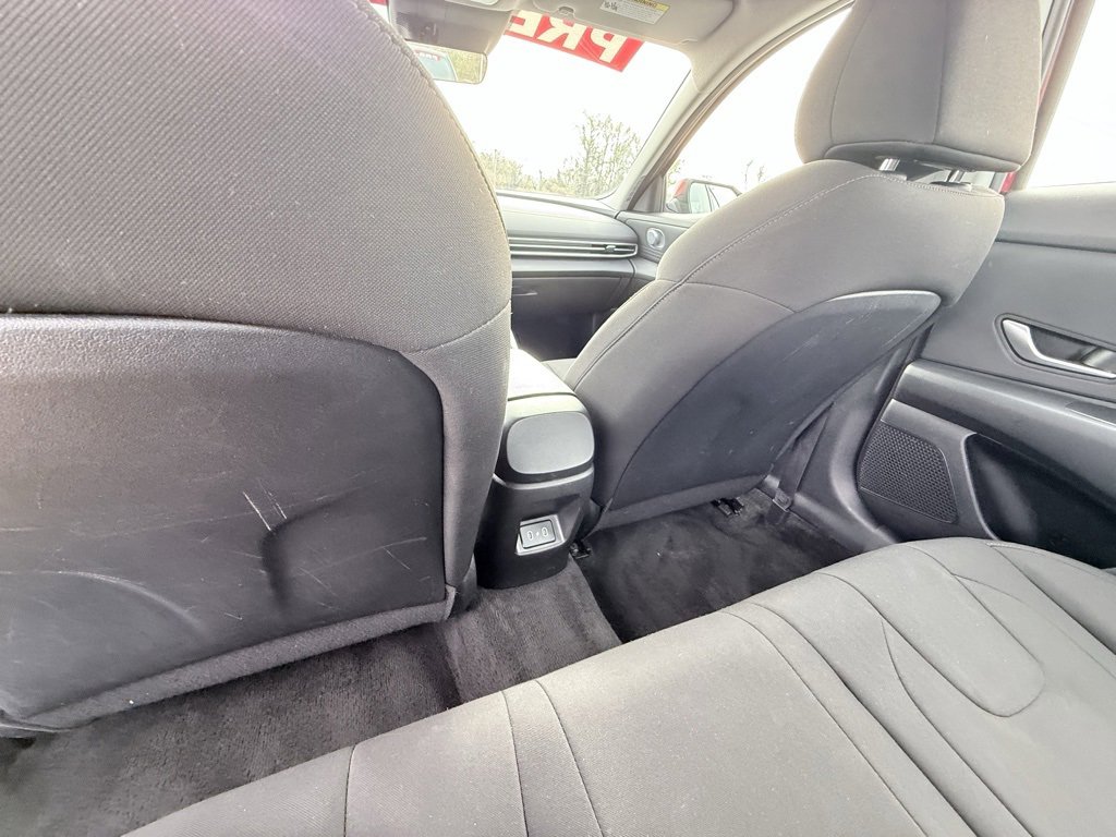 Certified 2024 Hyundai Elantra SEL image 27