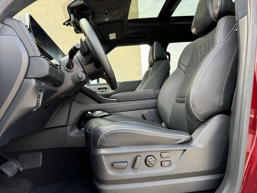 Used 2025 INFINITI QX80 Autograph image 24