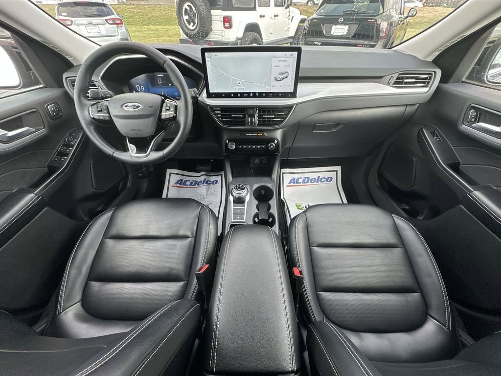 Used 2024 Ford Escape Platinum w/ Class II Trailer Tow Package image 21
