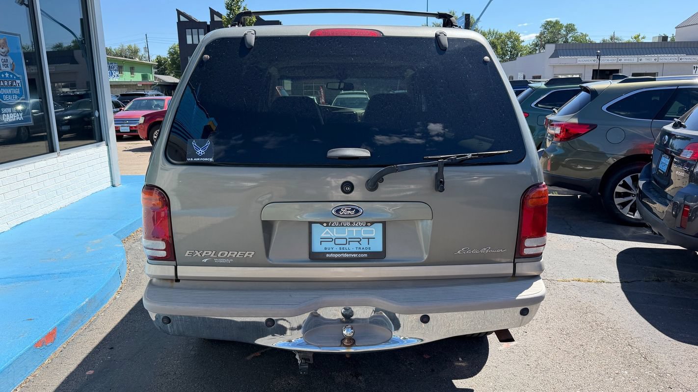 Used 2001 Ford Explorer Eddie Bauer AWD/4WD image 2