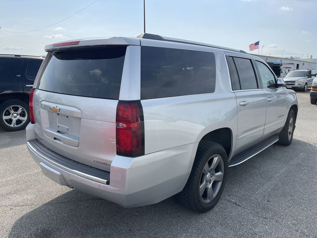 Used 2020 Chevrolet Suburban Premier image 12