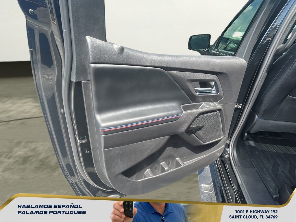 Certified 2025 Chevrolet Silverado EV RST AWD/4WD image 23